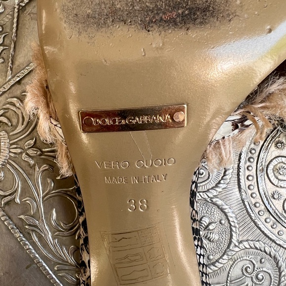 Dolce & Gabbana open toe snakeskin sandals. Size 38. - Picture 7 of 7